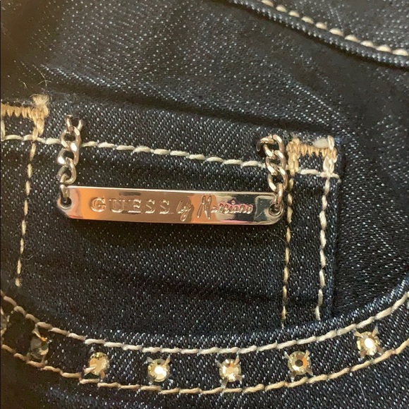 GUESS BY MARCIANO dark washed jeans! - Picture 3 of 8